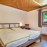 Balzerberg Apartament *